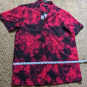 Fashion Nova Men's Call it out short sleeve woven top size S